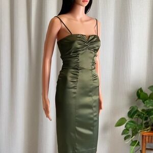 Vintage Y2K Caché Olive Green Ruched Midi Sheath Bodycon Cocktail Dress Size‎ 8